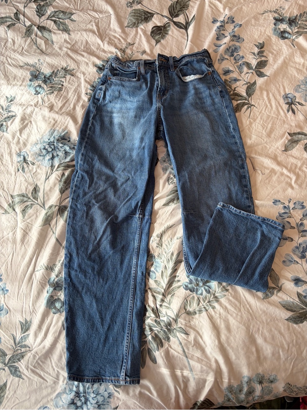 Classic High-Rise Barrel Leg Blue Women’s Jeans